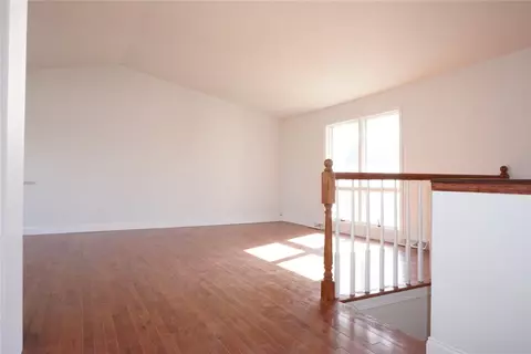34 Custer St, Warwick, RI 02889 photo 5