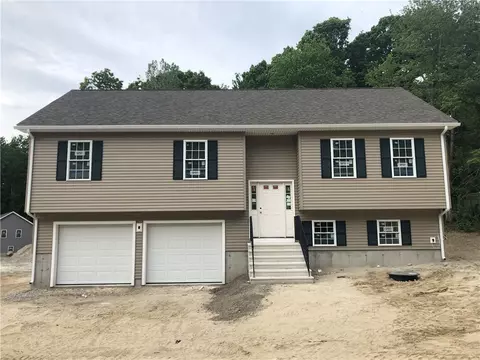 16 Liane Dr, Woonsocket, RI 02895 photo 1