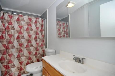 95 Mohawk Ave, Warwick, RI 02889 photo 23