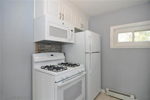 95 Mohawk Ave, Warwick, RI 02889 photo 21