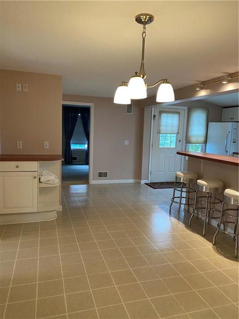 133 Cushing Rd, Warwick, RI 02888 photo 2