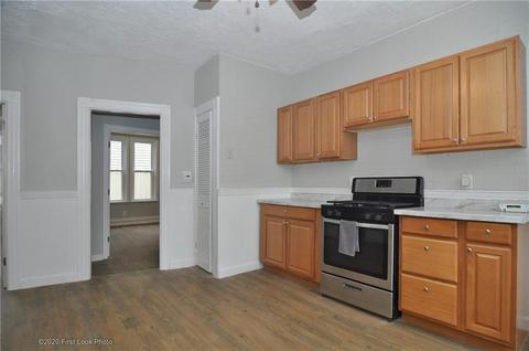 600 Fairmount St, Woonsocket, RI 02895 photo 5