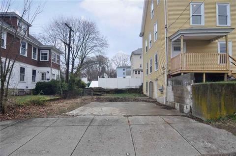 600 Fairmount St, Woonsocket, RI 02895 photo 3