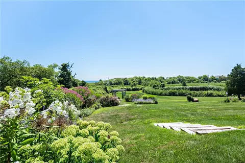 7 Browning Rd, Westerly, RI 02891 photo 6