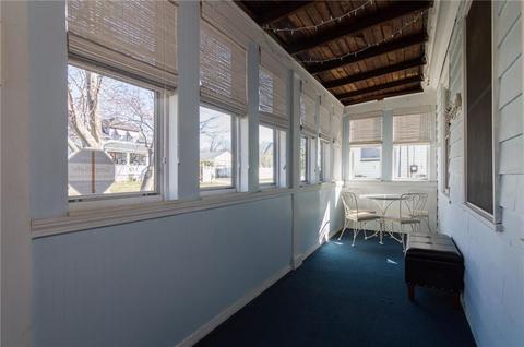 324 Grove Ave, Warwick, RI 02889 photo 4