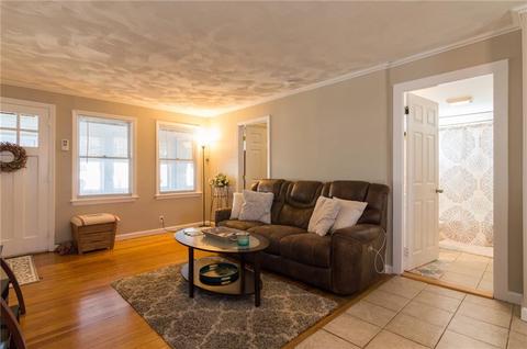 324 Grove Ave, Warwick, RI 02889 photo 8