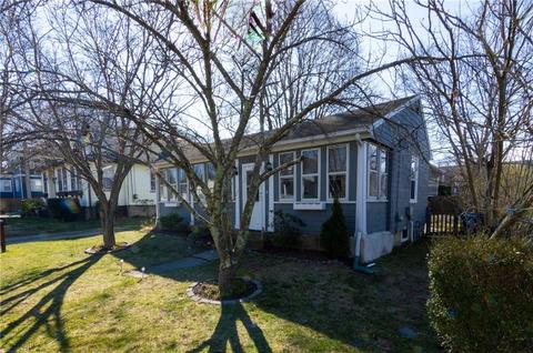 324 Grove Ave, Warwick, RI 02889 photo 2