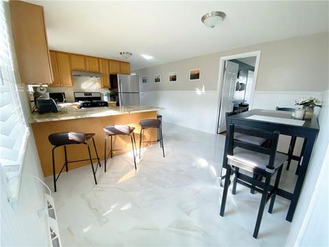 42 Uxbridge St, Cranston, RI 02920 photo 4