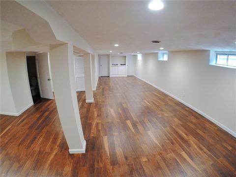 42 Uxbridge St, Cranston, RI 02920 photo 12