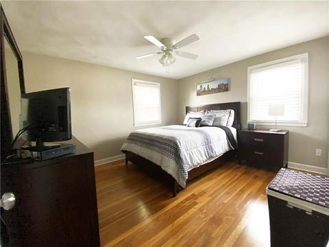 42 Uxbridge St, Cranston, RI 02920 photo 8