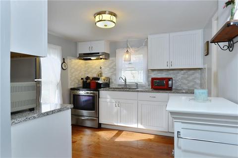213 Ottawa Ave, Warwick, RI 02889 photo 14