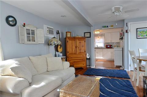 213 Ottawa Ave, Warwick, RI 02889 photo 9