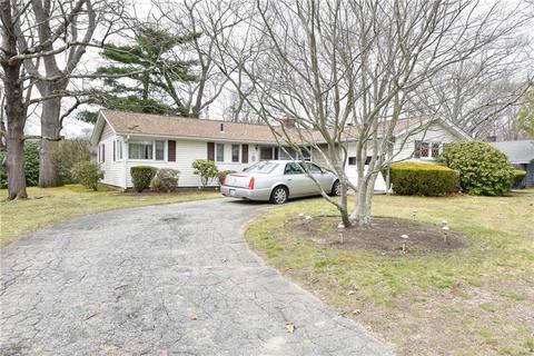 11 Peeptoad Rd, Warwick, RI 02888 photo 2