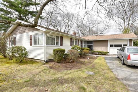 11 Peeptoad Rd, Warwick, RI 02888 photo 1