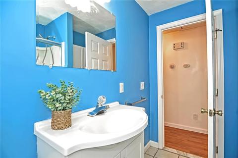 147 Bend St, Warwick, RI 02889 photo 36