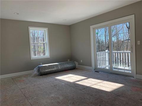 47 Liane Dr, Woonsocket, RI 02895 photo 6