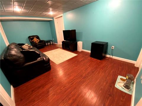 31 Edgewood Ave, Woonsocket, RI 02895 photo 27