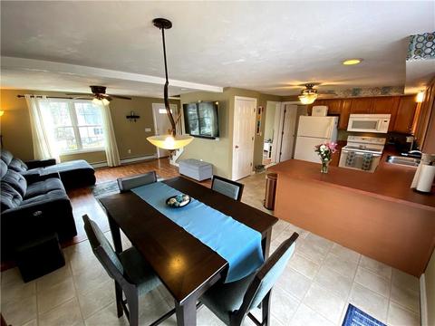 31 Edgewood Ave, Woonsocket, RI 02895 photo 10