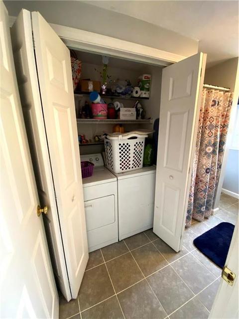 31 Edgewood Ave, Woonsocket, RI 02895 photo 14