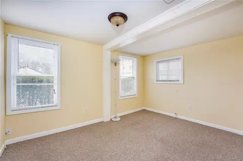79 Uncas St, Warwick, RI 02889 photo 8