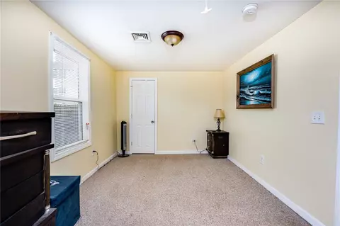 79 Uncas St, Warwick, RI 02889 photo 10