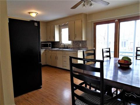 208 Marshall Rd, Woonsocket, RI 02895 photo 4