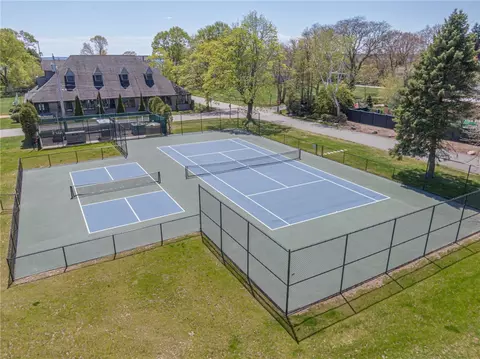 1102 Buttonwoods Ave, Warwick, RI 02886 photo 33