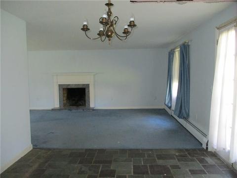67 Landmark Rd, Warwick, RI 02886 photo 9
