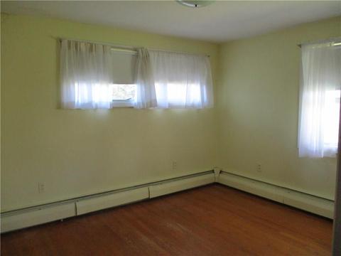 67 Landmark Rd, Warwick, RI 02886 photo 13