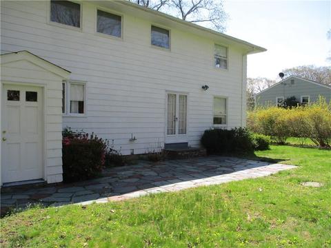 67 Landmark Rd, Warwick, RI 02886 photo 3