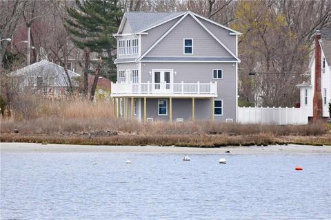 100 Sheffield St, Warwick, RI 02889 photo 3