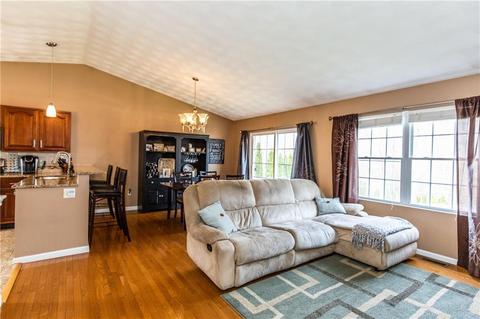 9 Moss Ln, Coventry, RI 02816 photo 13