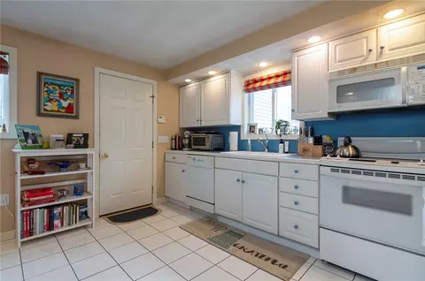 11 High Meadow Dr, Westerly, RI 02891 photo 7