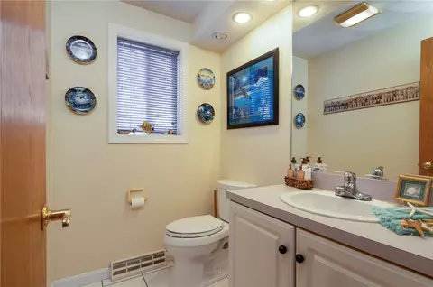 11 High Meadow Dr, Westerly, RI 02891 photo 10