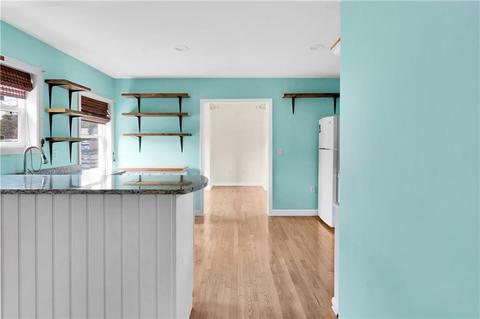 29 Crown St, Warwick, RI 02889 photo 7