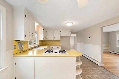 47 Bailey St, Warwick, RI 02886 photo 18