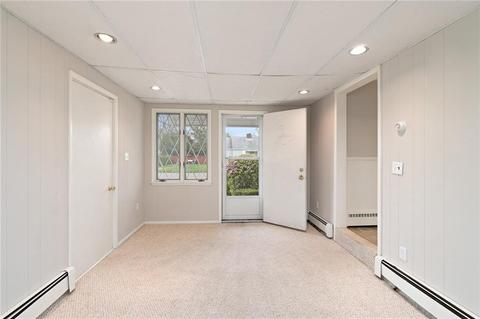 47 Bailey St, Warwick, RI 02886 photo 12