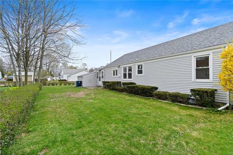 47 Bailey St, Warwick, RI 02886 photo 6