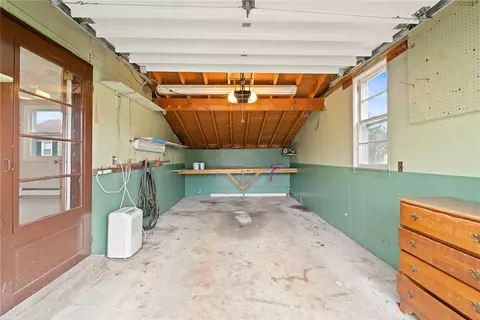 47 Bailey St, Warwick, RI 02886 photo 34