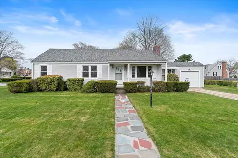 47 Bailey St, Warwick, RI 02886 photo 1