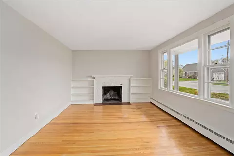 47 Bailey St, Warwick, RI 02886 photo 20