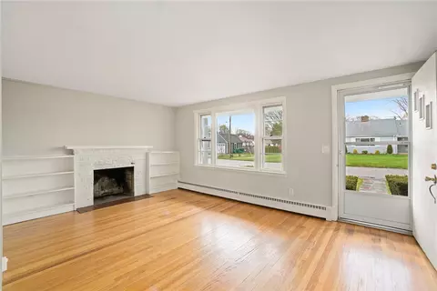 47 Bailey St, Warwick, RI 02886 photo 19