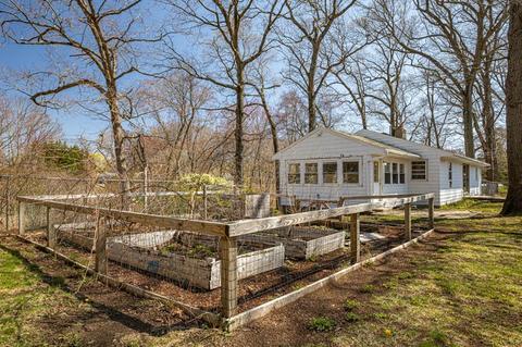 6 Marshall Ave, Warwick, RI 02886 photo 5