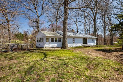 6 Marshall Ave, Warwick, RI 02886 photo 4