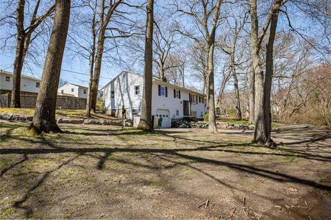 6 Marshall Ave, Warwick, RI 02886 photo 3