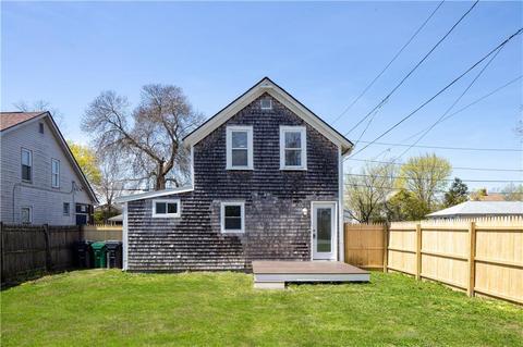 100 Uncas St, Warwick, RI 02889 photo 22