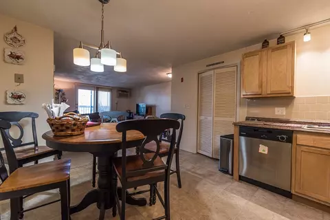 555 Diamond Hill Rd #101, Woonsocket, RI 02895 photo 2