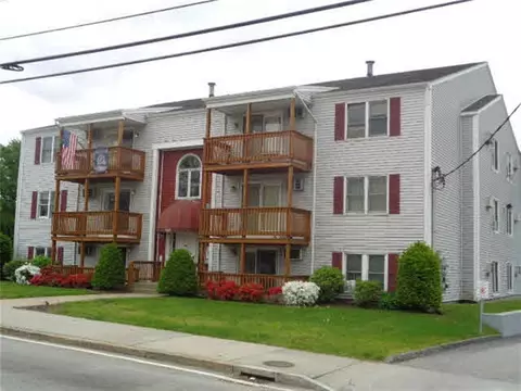 555 Diamond Hill Rd #101, Woonsocket, RI 02895 photo 1