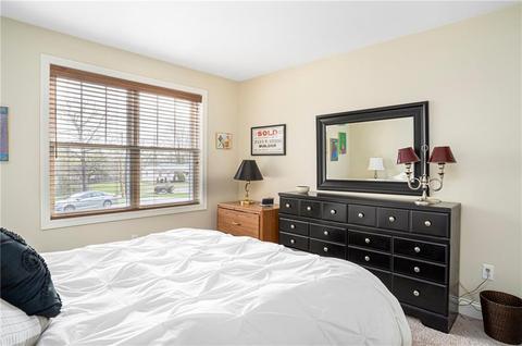 717 Commonwealth Ave, Warwick, RI 02886 photo 23