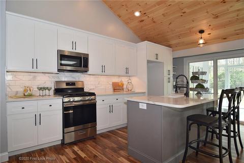 16 Highview Dr, Bristol, RI 02809 photo 6